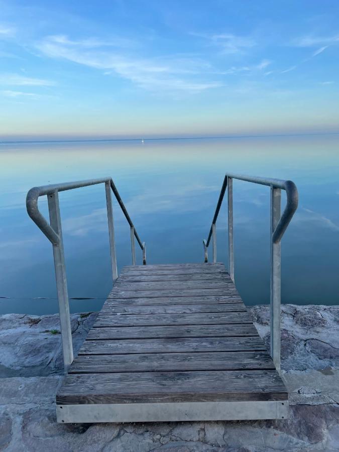 Pine-Wood Resort Balatonalmádi Extérieur photo